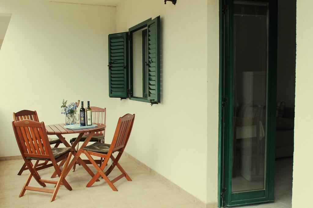 Apartments Lancek Ivan Dolac Esterno foto