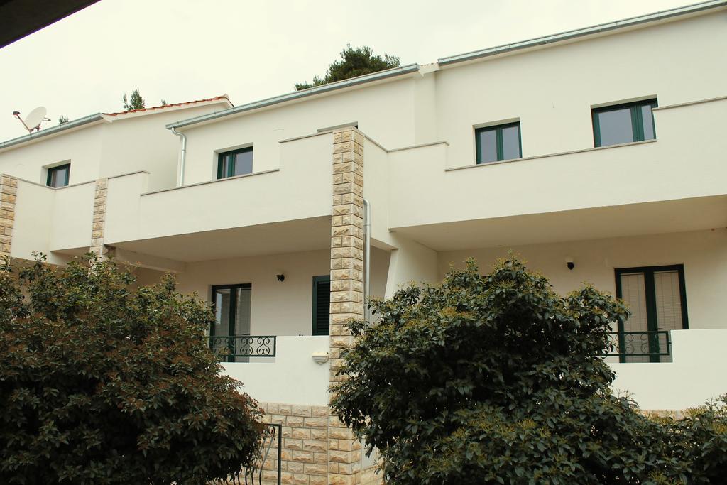 Apartments Lancek Ivan Dolac Esterno foto